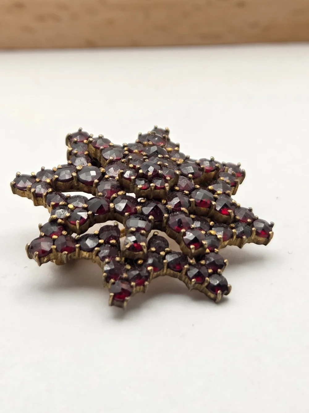 Vintage Bohemian Garnet Starburst Snowflake Cluster Brooch Pin Gold Tone 1.25